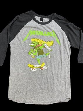 RARE - Metallica tee Limited Metallica skateboarder raglan tee